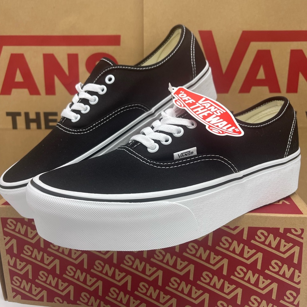 Vans Men’s Authentic Stacked
Canvas Black/True W Platform Sneakers
VN0A5KXXBMX - Picture 13 of 16